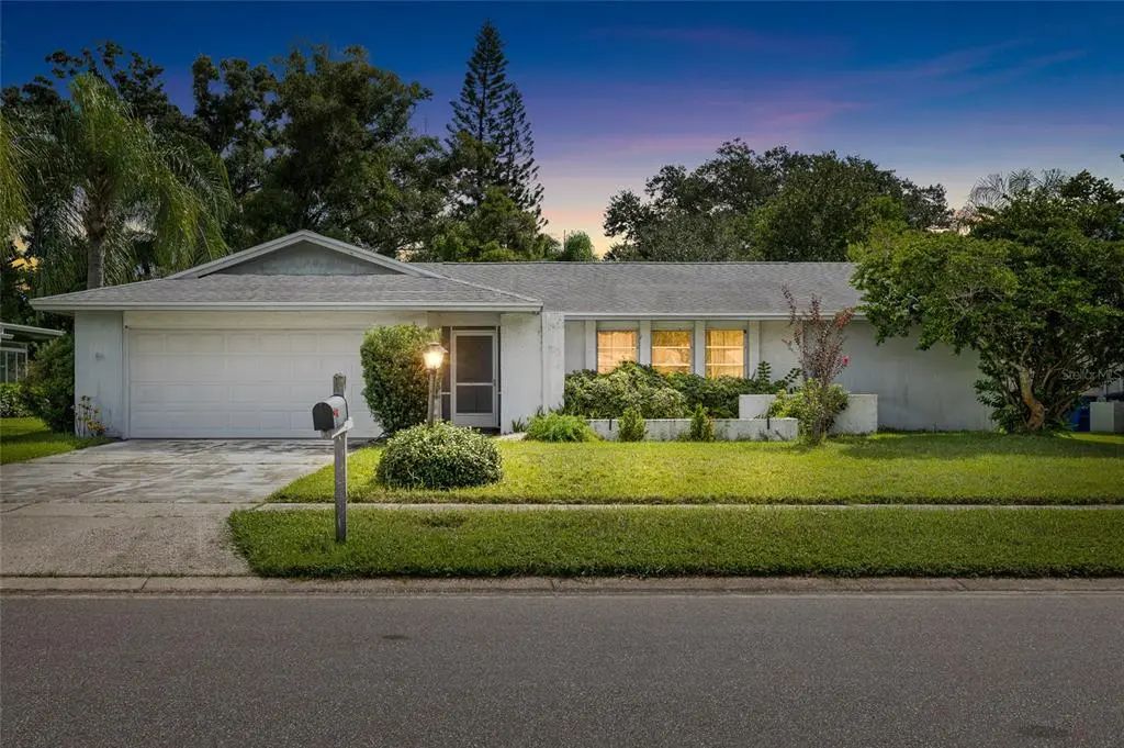 2719 Ashwood Court, CLEARWATER