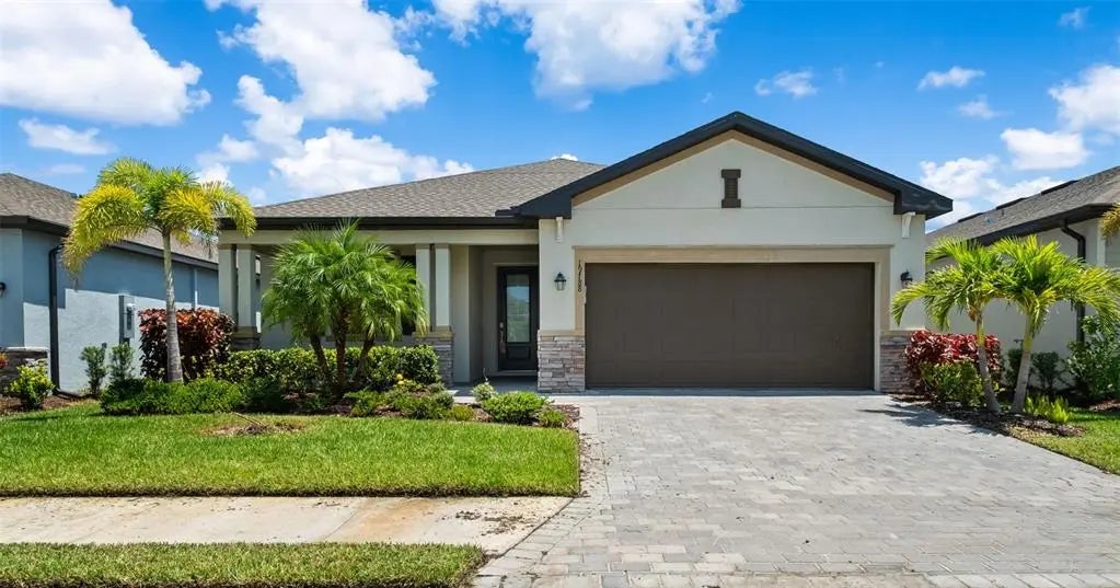 Photo of Listing #W7877929