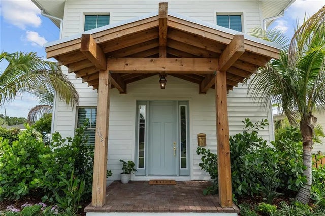 1631 31st Avenue N, ST PETERSBURG