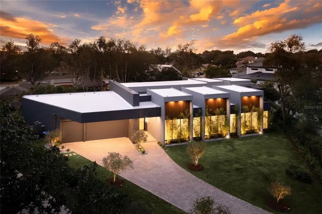 8968 Bay Cove Court, ORLANDO