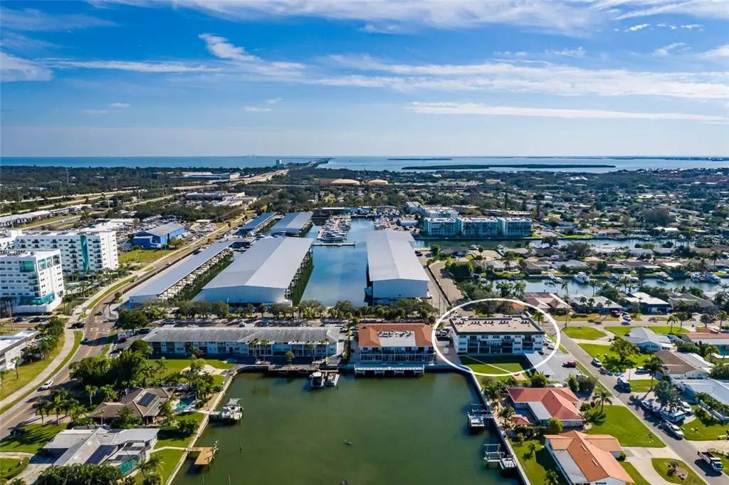 3789 46th Avenue S 101, ST PETERSBURG