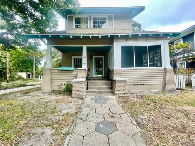 557 6th Avenue N, ST PETERSBURG