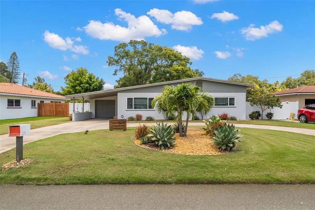 2218 Premier Drive S, GULFPORT
