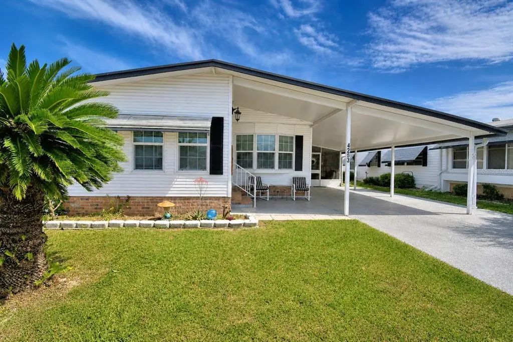 4253 Cedarwood Street, WINTER HAVEN