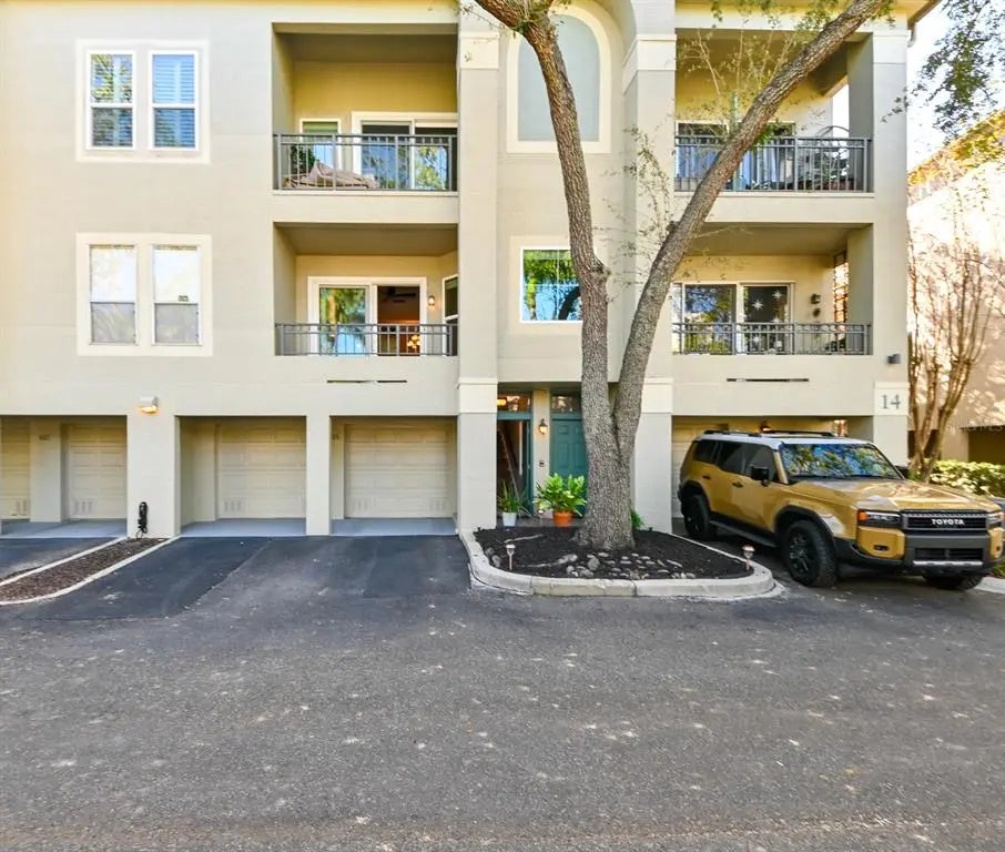 615 Island Place Way 615, TAMPA