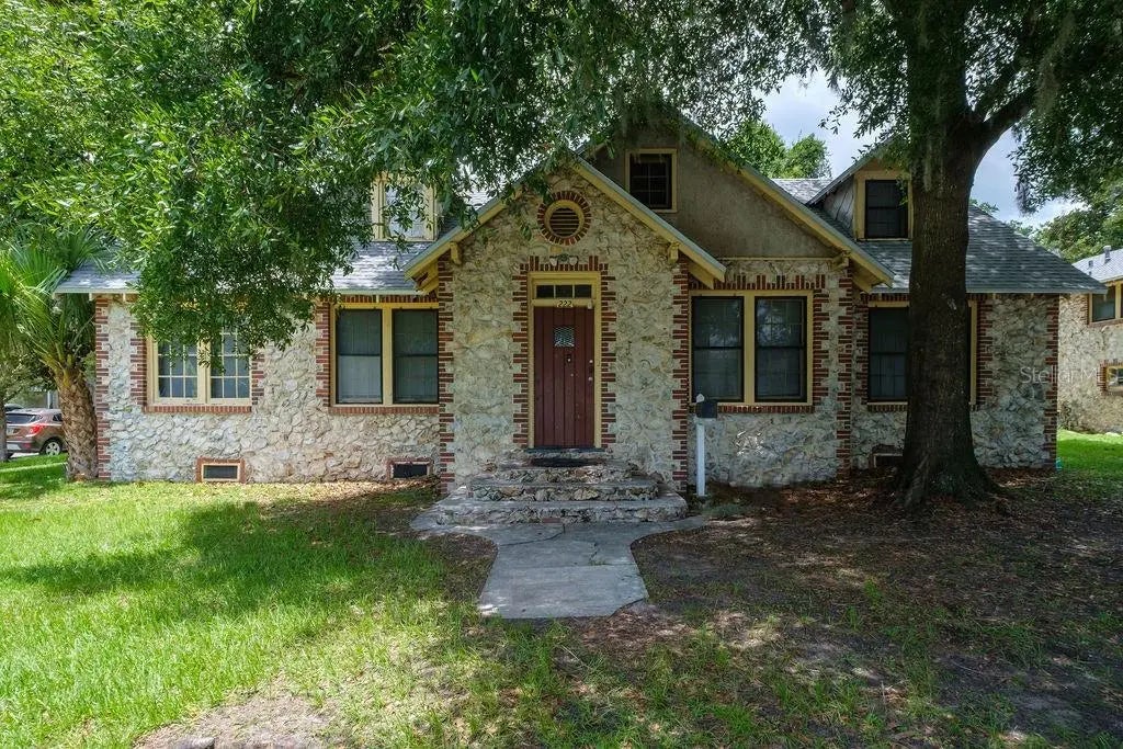 218 Sw 10th Street, GAINESVILLE