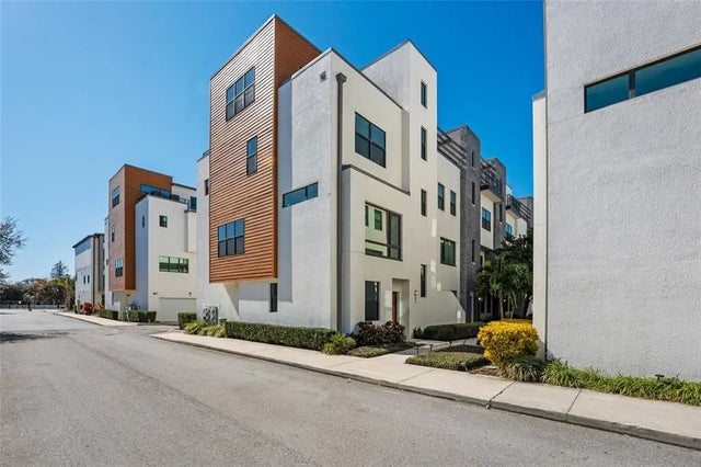 2511 N Grady Avenue 62, TAMPA