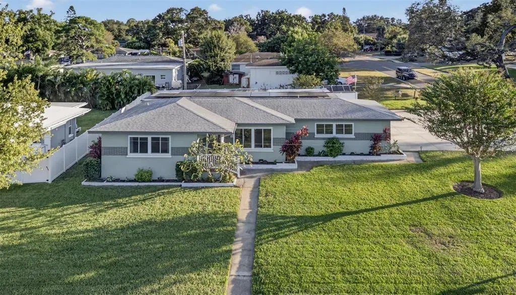 1241 S Lake Drive, CLEARWATER