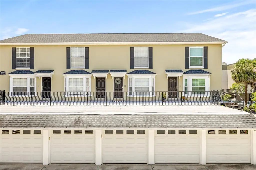 609 South Glen Avenue D, TAMPA