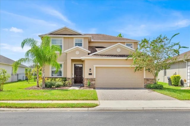 424 Brunswick Drive, DAVENPORT