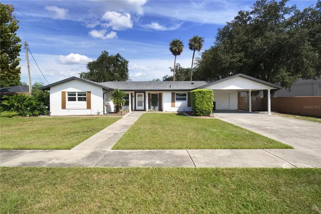 920 Orange Avenue, TAVARES