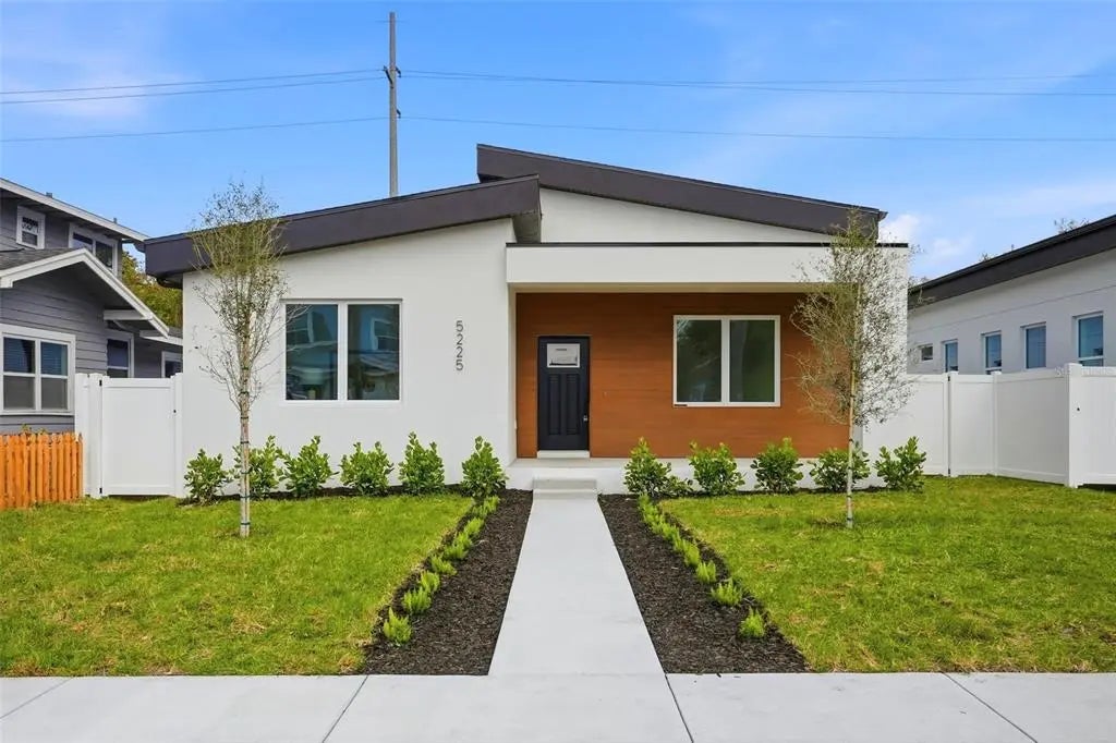 5225 4th Avenue S, ST PETERSBURG