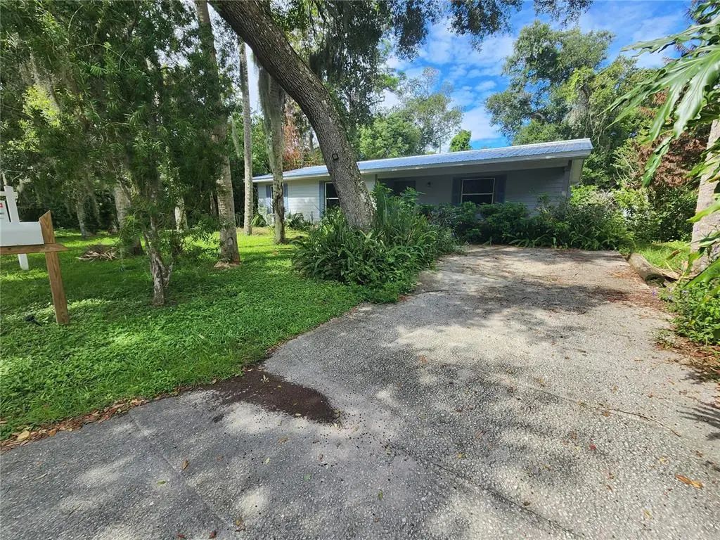 240 Newcomb Street, NEW SMYRNA BEACH