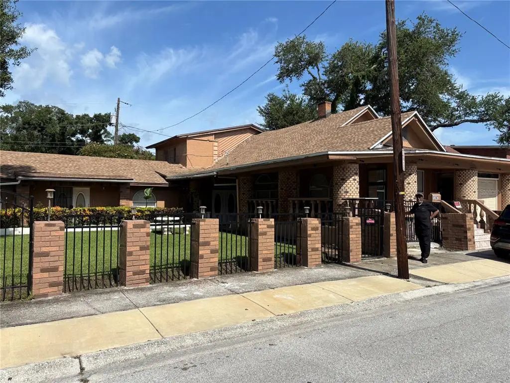 1747 Youval Court S, ST. PETERSBURG