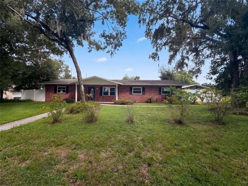 2716 Charleston Drive, PLANT CITY