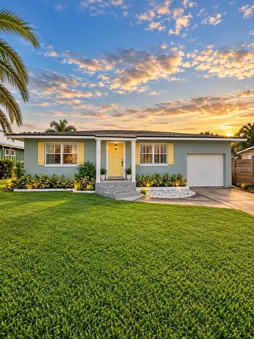 214 Desoto Drive, NEW SMYRNA BEACH