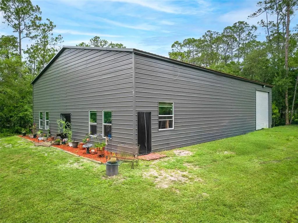 425 Western Road, NEW SMYRNA BEACH
