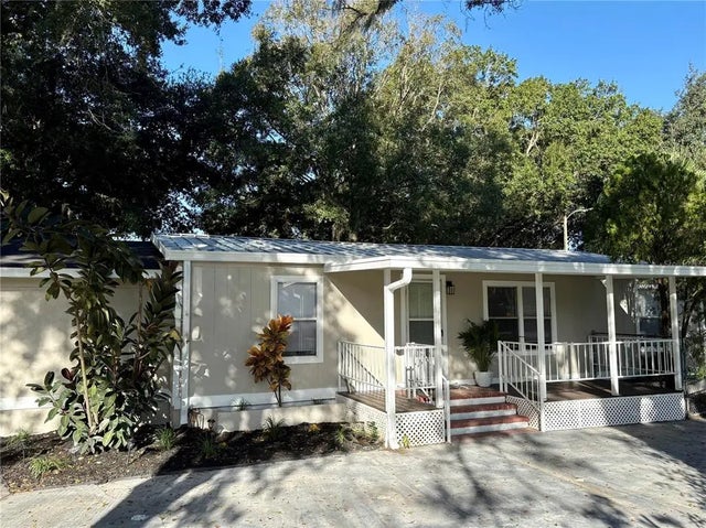 3402 Sutton Hills Drive S, LAKELAND