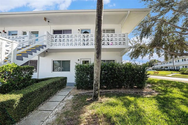 8325 112th Street 201, SEMINOLE
