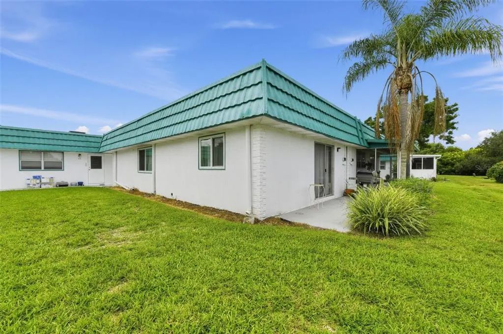 205 Kings Boulevard 67, SUN CITY CENTER