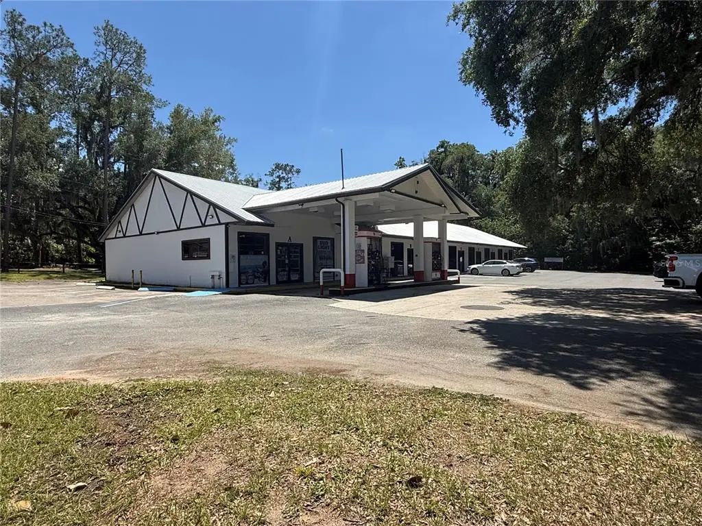 3380 Se Lake Weir Avenue A, OCALA