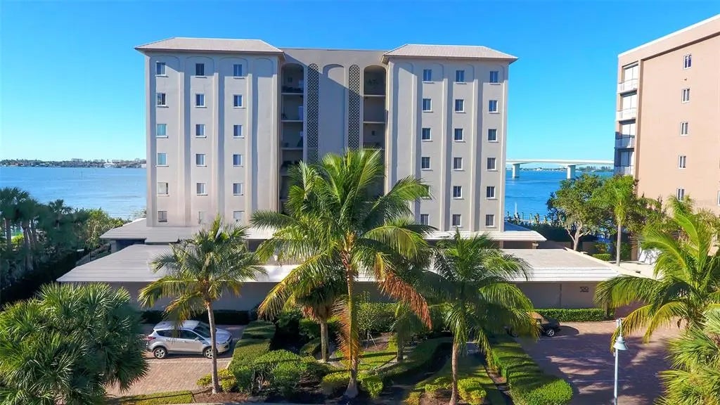 350 Golden Gate Point 61