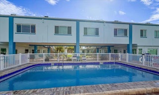 Gulf Shores Realty: 18 d8e245fbeb72e2805d29e0c70ebe092f s