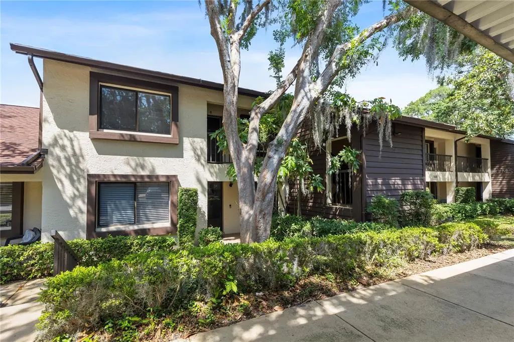 3600 Magnolia Ridge Circle 1221, PALM HARBOR