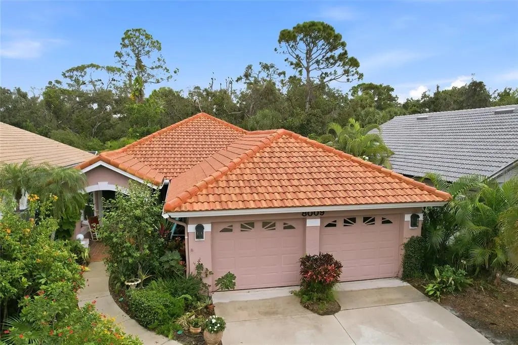 8009 Bobcat Circle, SARASOTA