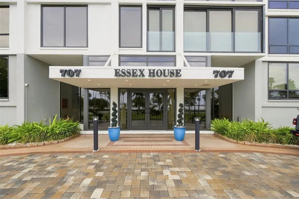 707 S Gulfstream Avenue 207, SARASOTA