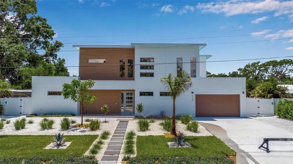 2124 Clematis Place