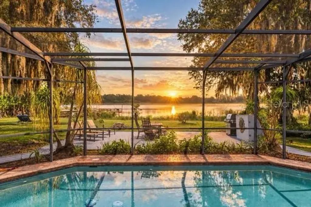 9945 Reds Lane, CLERMONT