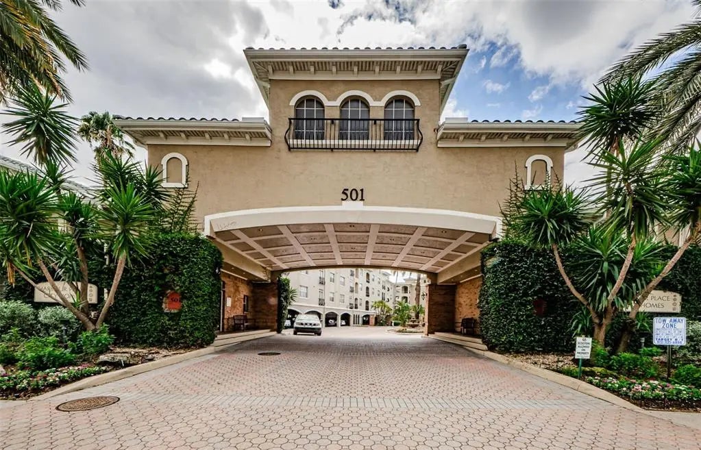 501 Knights Run Avenue 1311, TAMPA