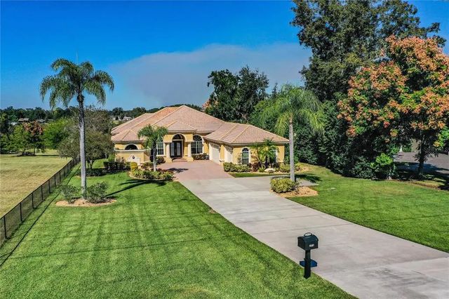 2918 Clubhouse Road, LAKELAND