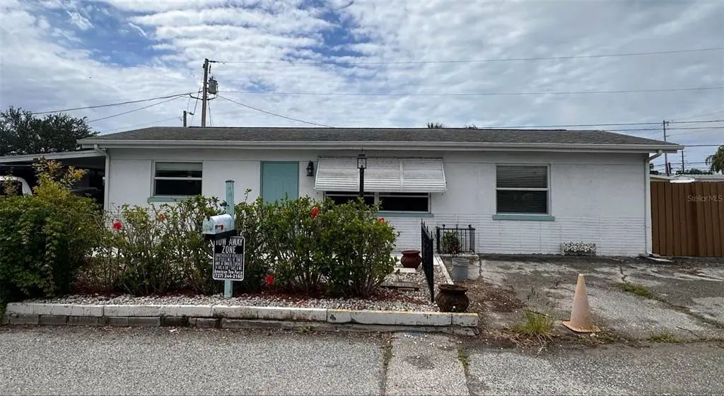 923 E 122nd Avenue, TAMPA