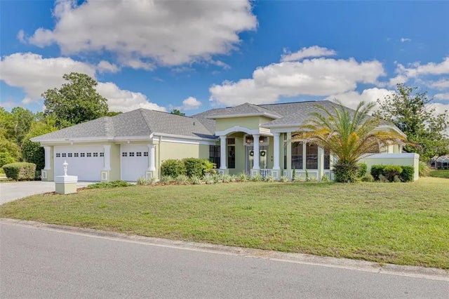 10084 Twelve Oaks Court, WEEKI WACHEE