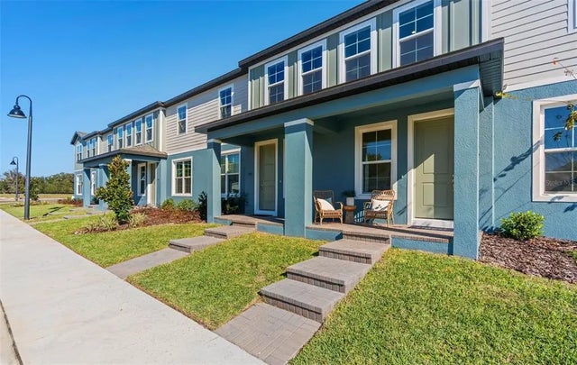 718 Blissful Gardens Way, APOPKA