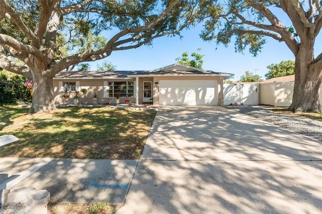 14321 113th Avenue, LARGO