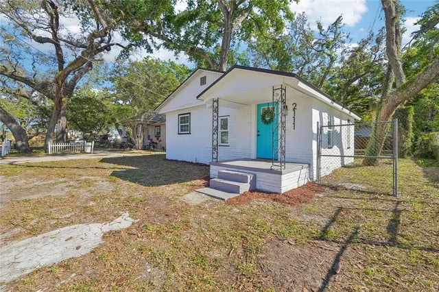 2111 E Ellicott Street, TAMPA