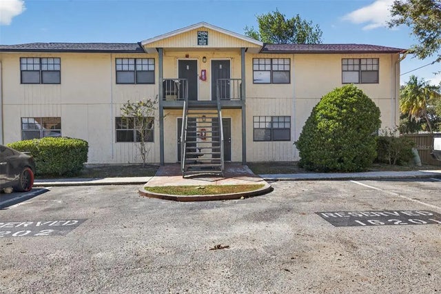 12406 Orange Blossom Oak Place 201, TAMPA