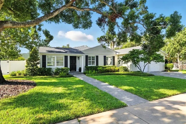 4102 W Empedrado Street, TAMPA