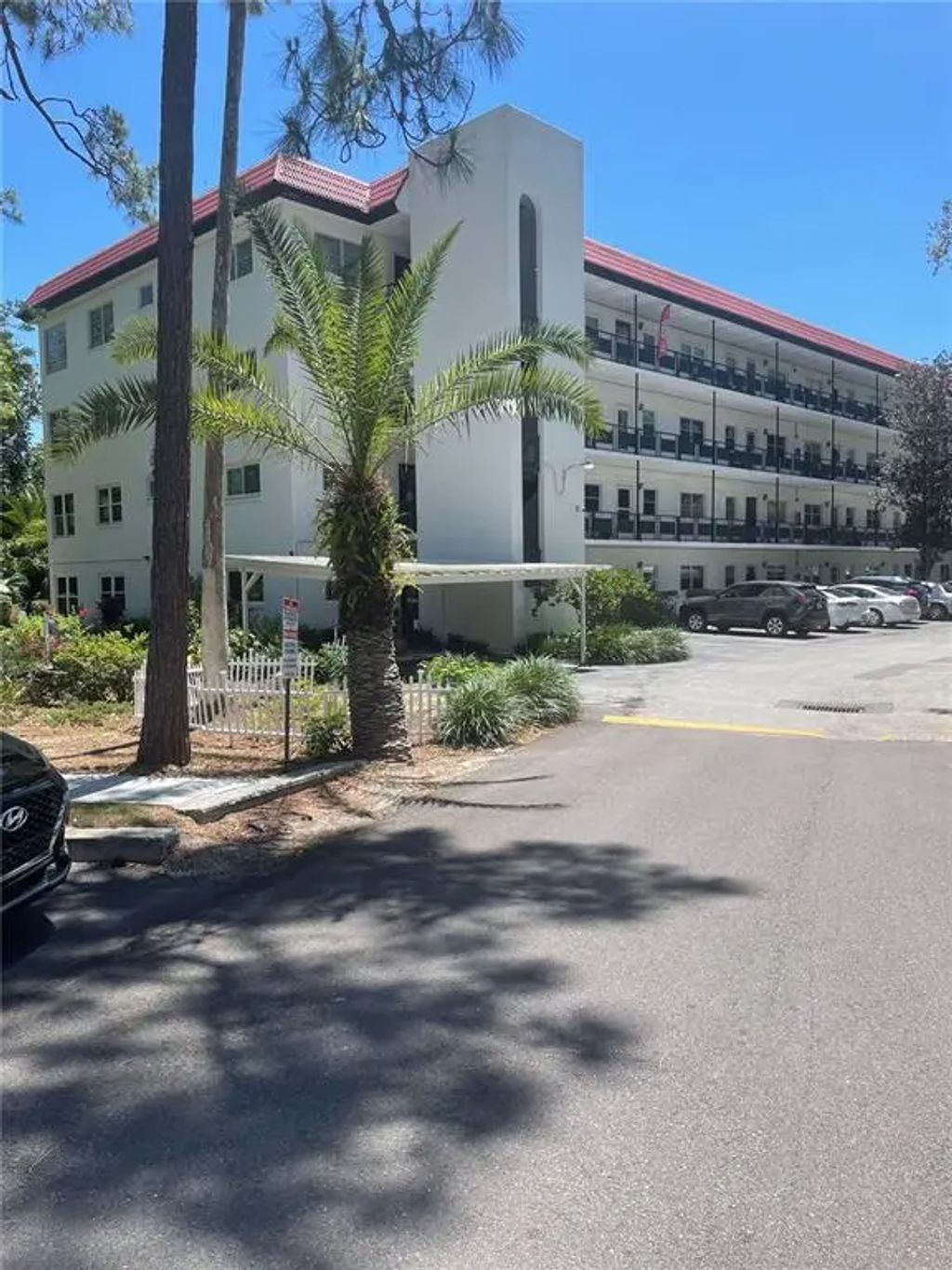 200 El Camino Drive 102, WINTER HAVEN
