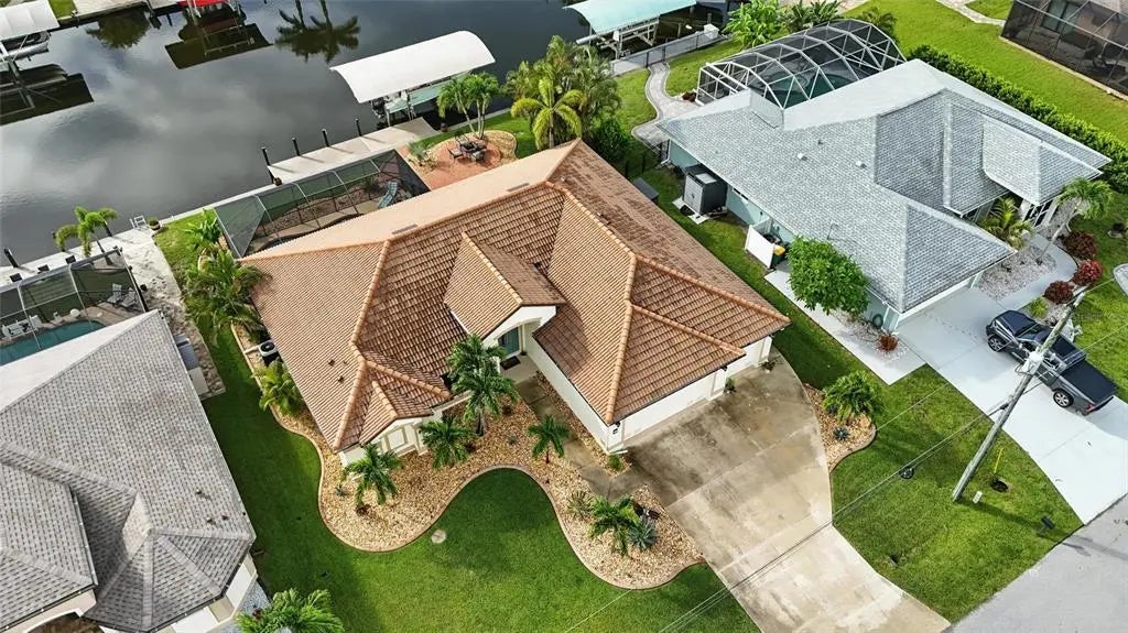 9402 Migue Circle, PORT CHARLOTTE