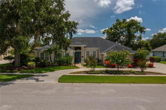 825 Square Lake Drive, BARTOW