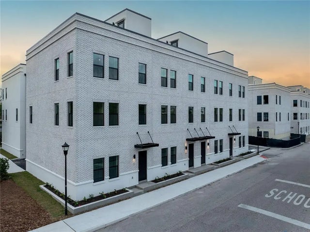 1218 E Kay Street 10, TAMPA