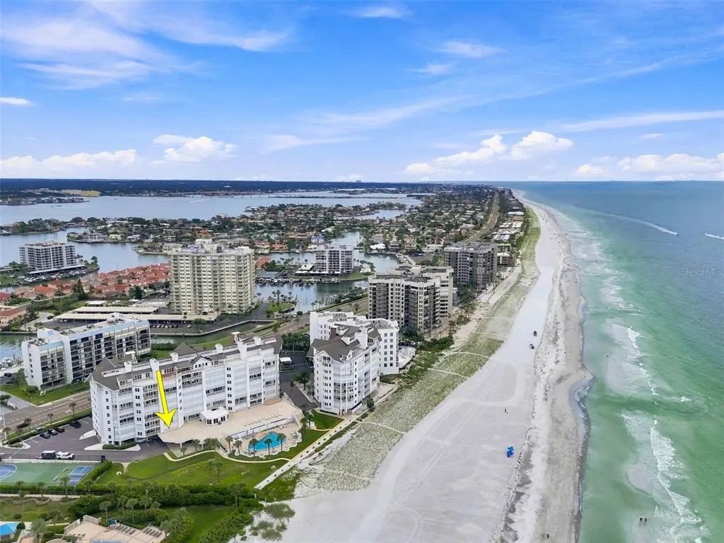 1582 Gulf Boulevard 1106, CLEARWATER