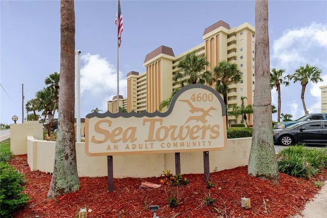 4525 Cove Circle 902, ST PETERSBURG