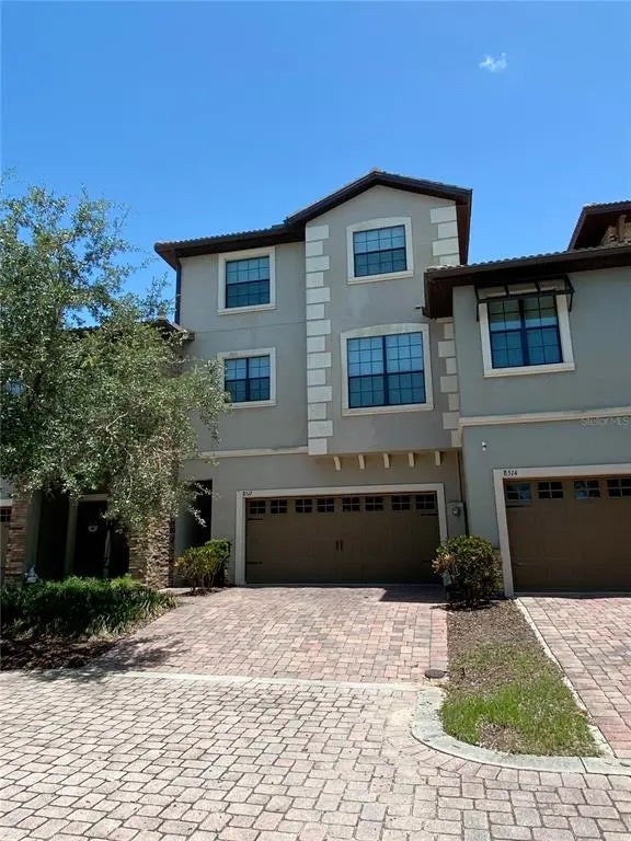 8512 Player Point Drive, DAVENPORT