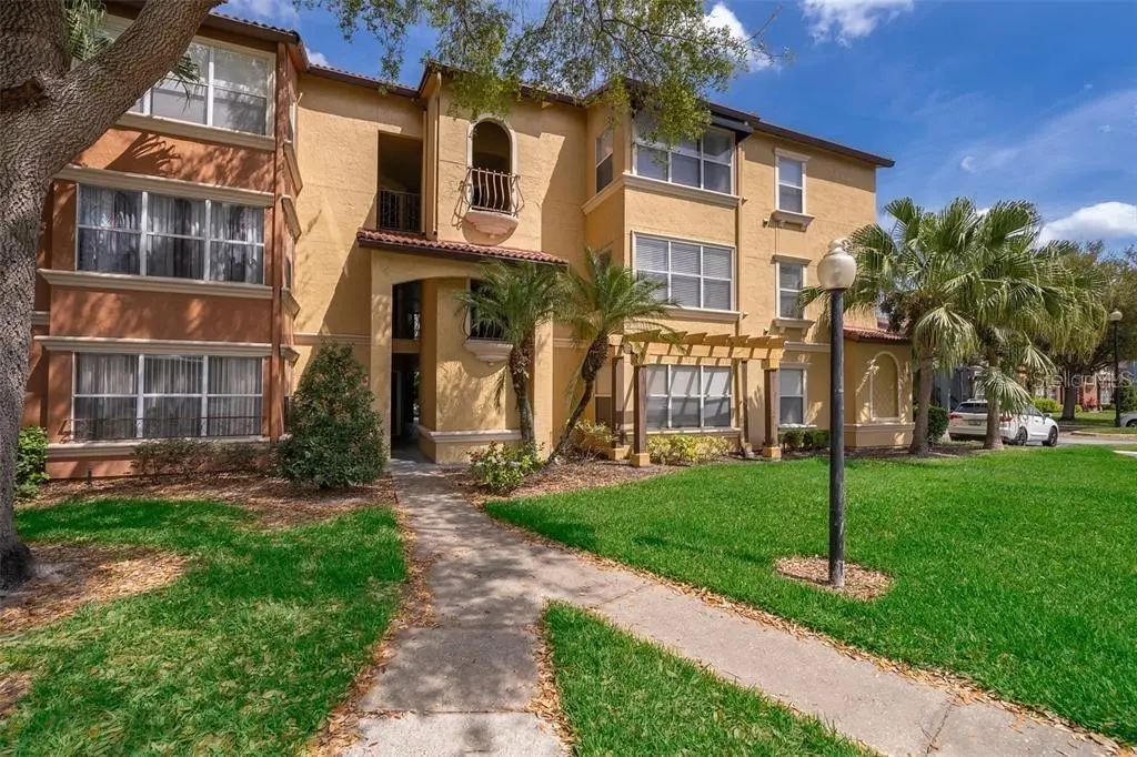 5128 Conroy Road 13, ORLANDO