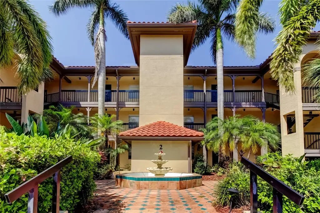 2400 Feather Sound Drive 228, CLEARWATER